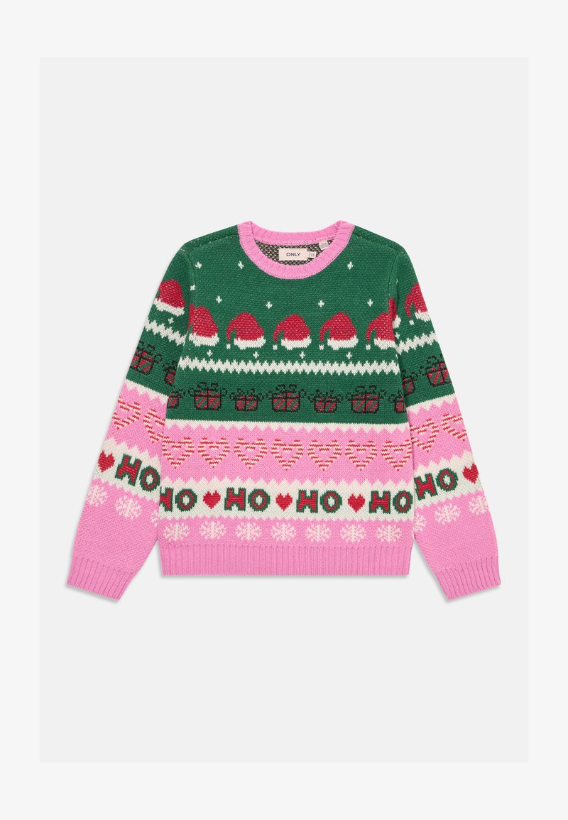 Gestrickter Pullover mit grünem Rumpf und pinken Akzenten, dekoriert mit Weihnachtsmützen, Geschenken, Herzen und dem Spruch "HO HO" in festlichen Farben.