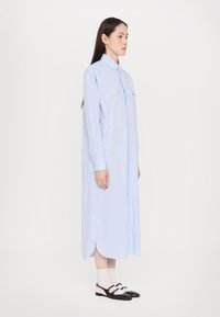 Fiorucci STRIPED - Rochie tip cămașă - light blue