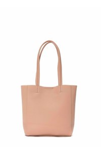 Bolsa tote de cuero texturizado rosa con dos asas de hombro, apertura en la parte superior y un diseño simple y sin adornos.
