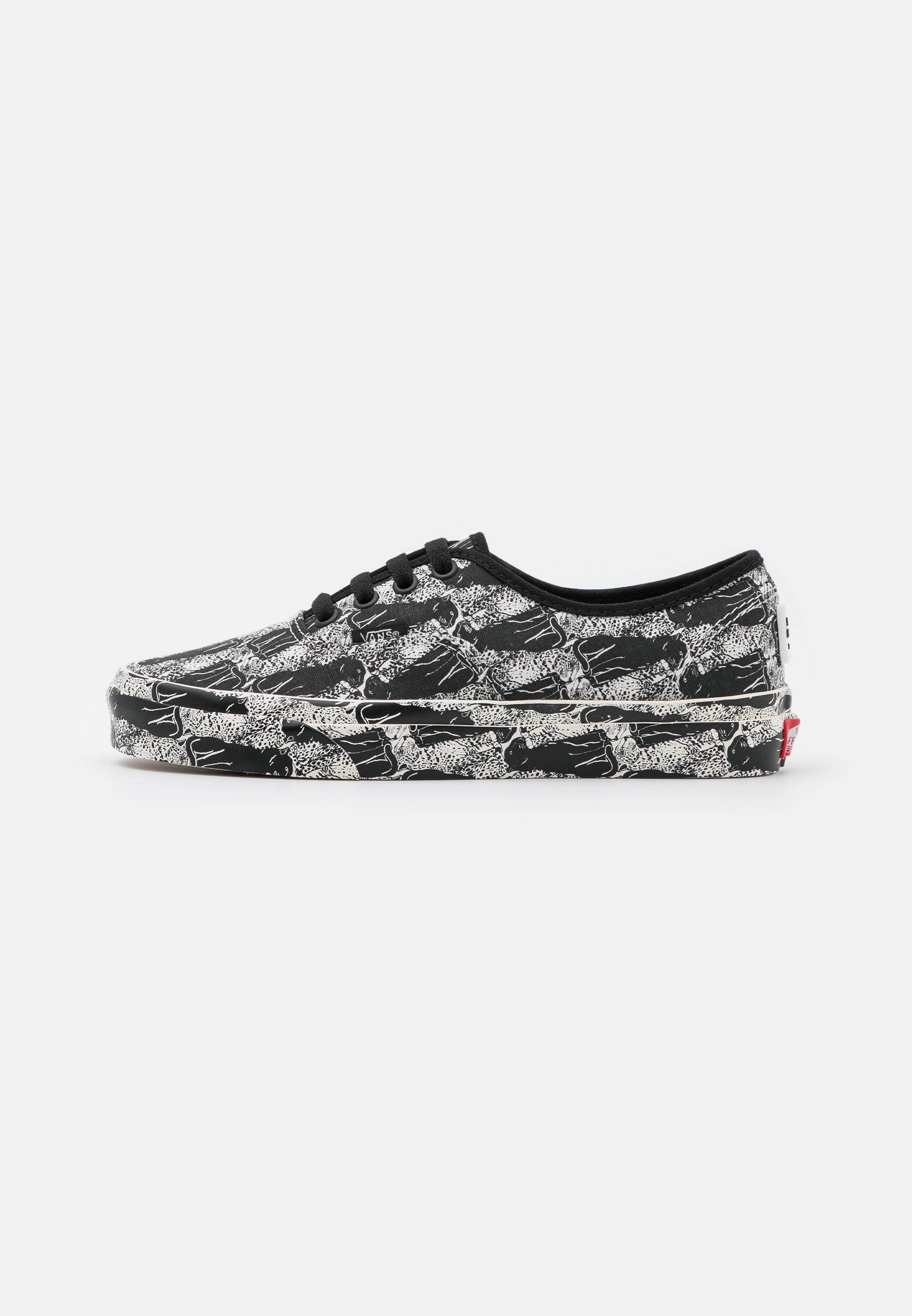 vans trainers uk