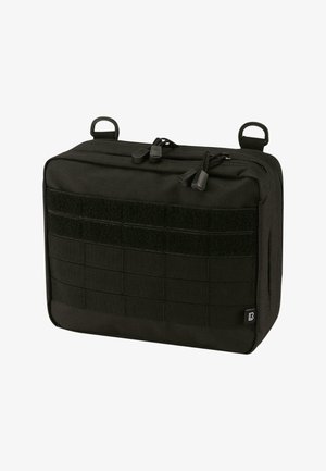 Schwarze taktische Tasche mit rechteckiger Form, hergestellt aus strapazierfähigem Stoff. Verfügt über doppelte Reißverschlussverschlüsse, Gurtbänder auf der Vorderseite und Tragegriffe oben.