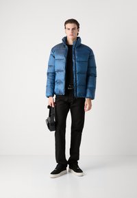 Calvin Klein Jeans TWO TONE PUFFER JACKET - Ziemas jaka - china blue black