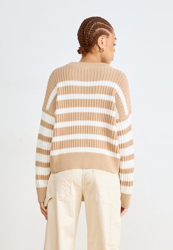 EXPLORING DIARY - Jumper - ginger root4