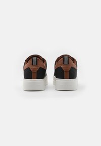 Antony Morato METAL BOLD - Tenisice - nut/black