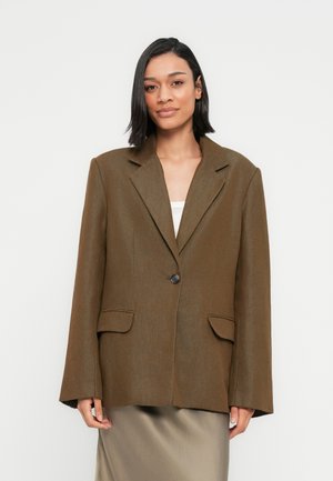 SAHEAVEN - Blazer - overland trek