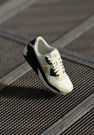 AIR MAX 90 SE - Treniņu apavi - sail/fossil/black/desert khaki
