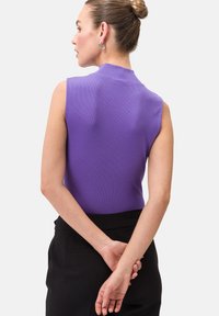 zero MIT STEHKRAGEN - Top - lilac flower