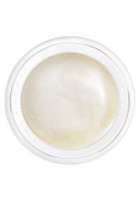 Conteneur rond et blanc avec un produit lisse, scintillant et jaune pâle à l'intérieur, présentant un léger éclat métallique et une finition brillante.