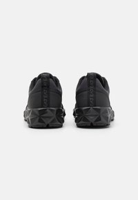 EA7 Emporio Armani UNISEX - Tenisice - triple black