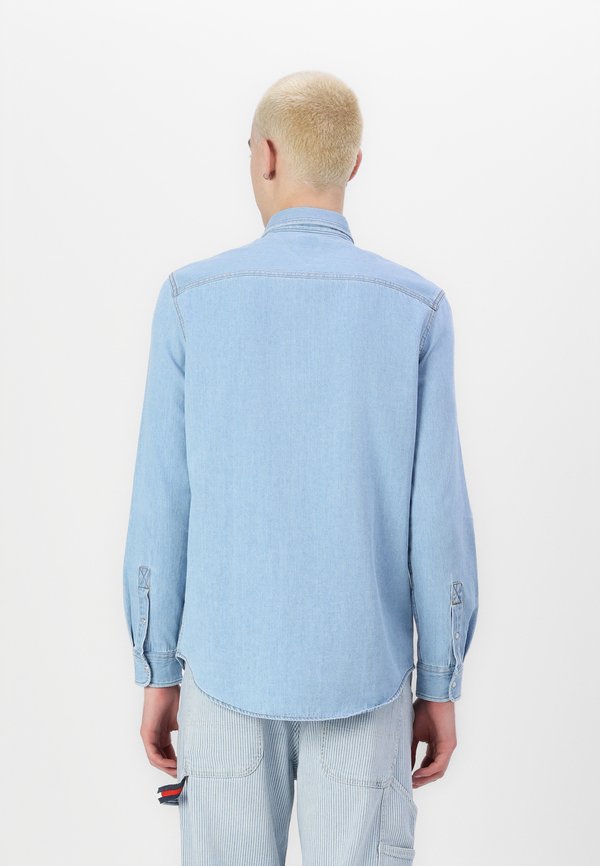 REGULAR FIT SHIRT - Shirt - denim light4