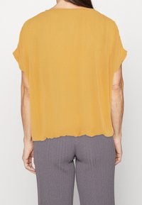 Kaffe Camicetta - yellow