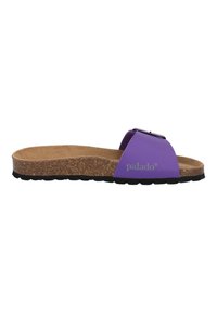 Infradito viola con plantare in sughero, ampia fascia e dettaglio con fibbia circolare. Suola in gomma nera texturizzata per una migliore aderenza.