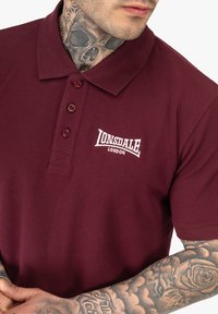 Lonsdale NORMALE PASSFORM DOPPELPACK LINGHOLME - Trükipildiga T-särk - black oxblood