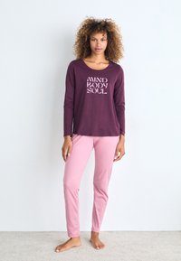 Triumph SET - Pyžamová sada - violet
