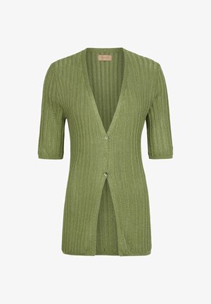 Grøn ribstrikket cardigan med korte ærmer, dyb V-hals og to forreste knapper, lavet af let, åndbart stof.