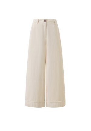 Beige Baumwollhose mit weitem Bein und glatter Textur, mit einem Frontknopfverschluss und unvollendeten Saum.