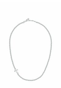 Collana in argento con un design a maglie piatte, dotata di un piccolo ciondolo a croce e di un fermaglio a molla.