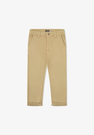 Pantalones chinos beige para niños con bolsillos delanteros, trabillas para cinturón, cierre con botón y bajos doblados, mostrados extendidos sobre un fondo blanco.