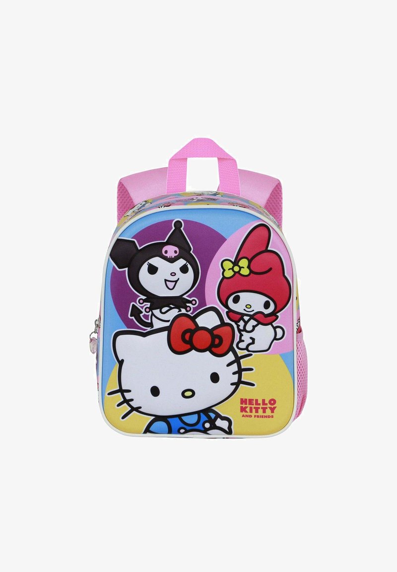 Mochila temática de Hello Kitty con asa rosa, con personajes de dibujos animados sobre un fondo colorido. Fabricada con material duradero, diseño compacto.