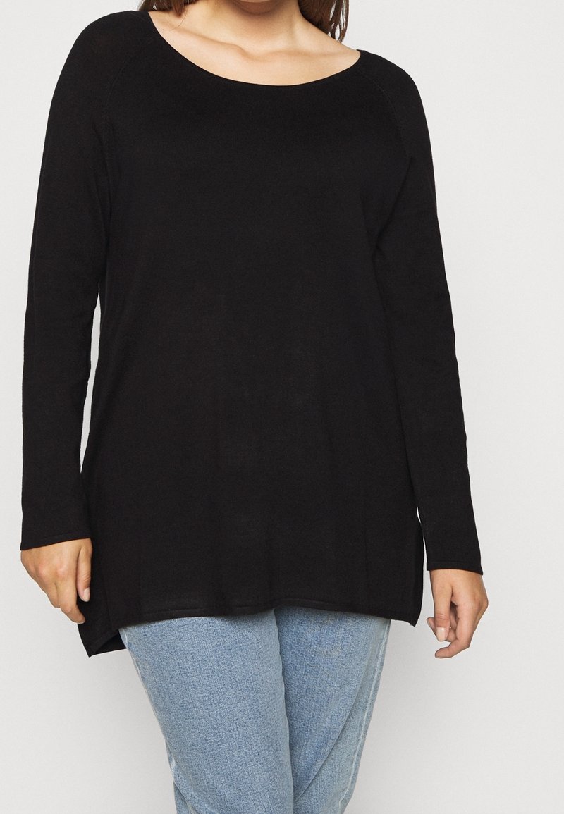 Even&Odd Curvy Stickad tröja - black