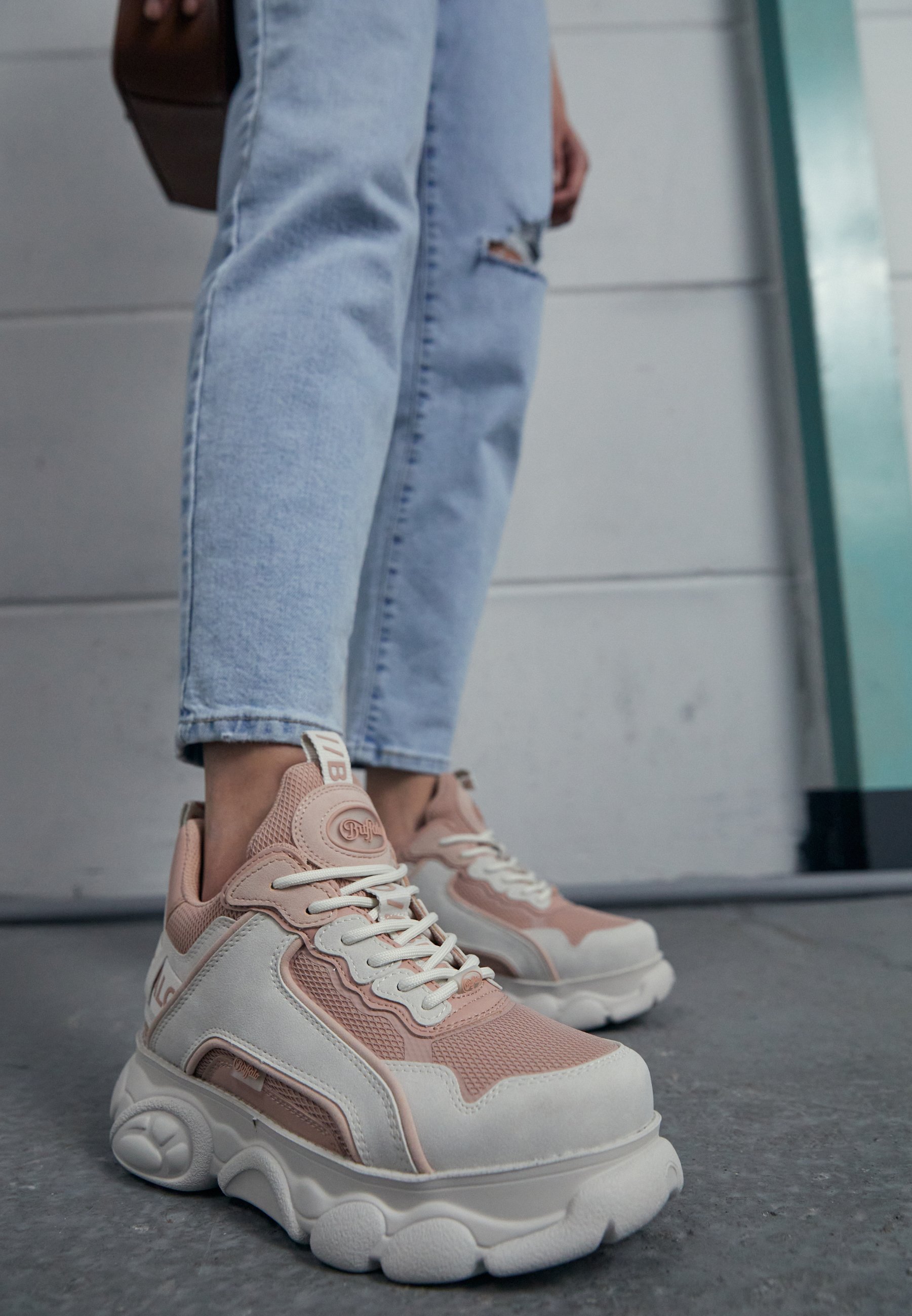 Buffalo VEGAN CHAI - Sneakers laag - cream/rose/roze - Zalando.nl