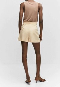 Mango Shortsit - beige