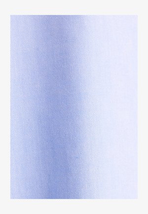 Hellblaues Gewebe mit einer feinen, strukturierten Webart. Die Oberfläche erscheint glatt mit einem leichten Glanz und gleichmäßiger Farbe.