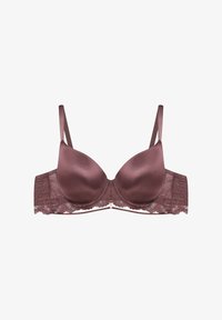 Wybrany, Dark Chocolate