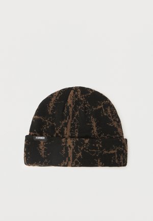 Knit beanie in black and brown with a digital camouflage pattern. Features a fold-up cuff and a small white "FORMER" tag.
