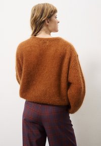 FRNCH PATSY - Pullover - ocre