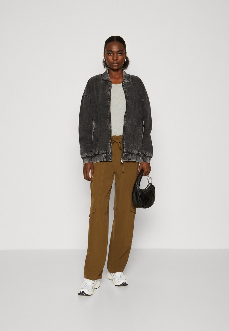 ONLY Tall ONLDREW OVERSIZED ACID - Jeansjacke - black washed 