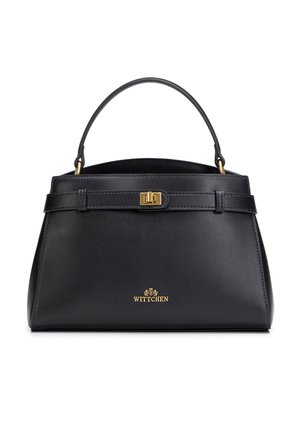 Zwarte leren handtas met een enkele handgreep, gespsluiting in goudkleur en logo, gestructureerde rechthoekige vorm en een gladde, gestructureerde afwerking.