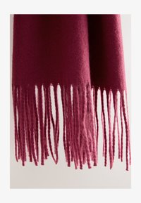 Unselected, burgundy red