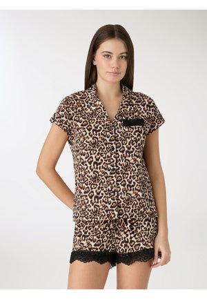 - Zestaw bielizny nocnej