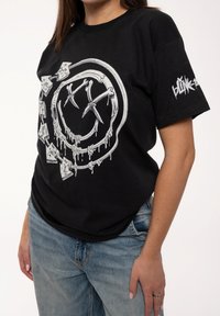 Paradiso Clothing BLINK-182 BONES - Print T-shirt - black