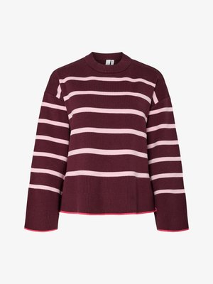 Maglione bordeaux con strisce orizzontali rosa. Collo tondo, polsini e orlo a coste. Presenta un design corto con rifiniture rosa.