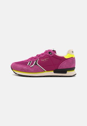 BRIT FUN  - Trainers - opera pink