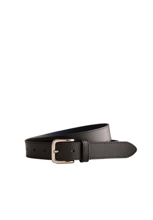 Next, Riem - black