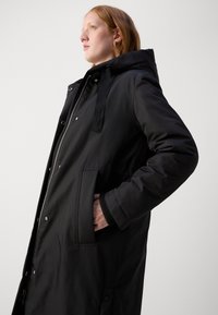Marc O'Polo PADDED WITH HOOD DRAWSTRING AT WAIST - Parka - black