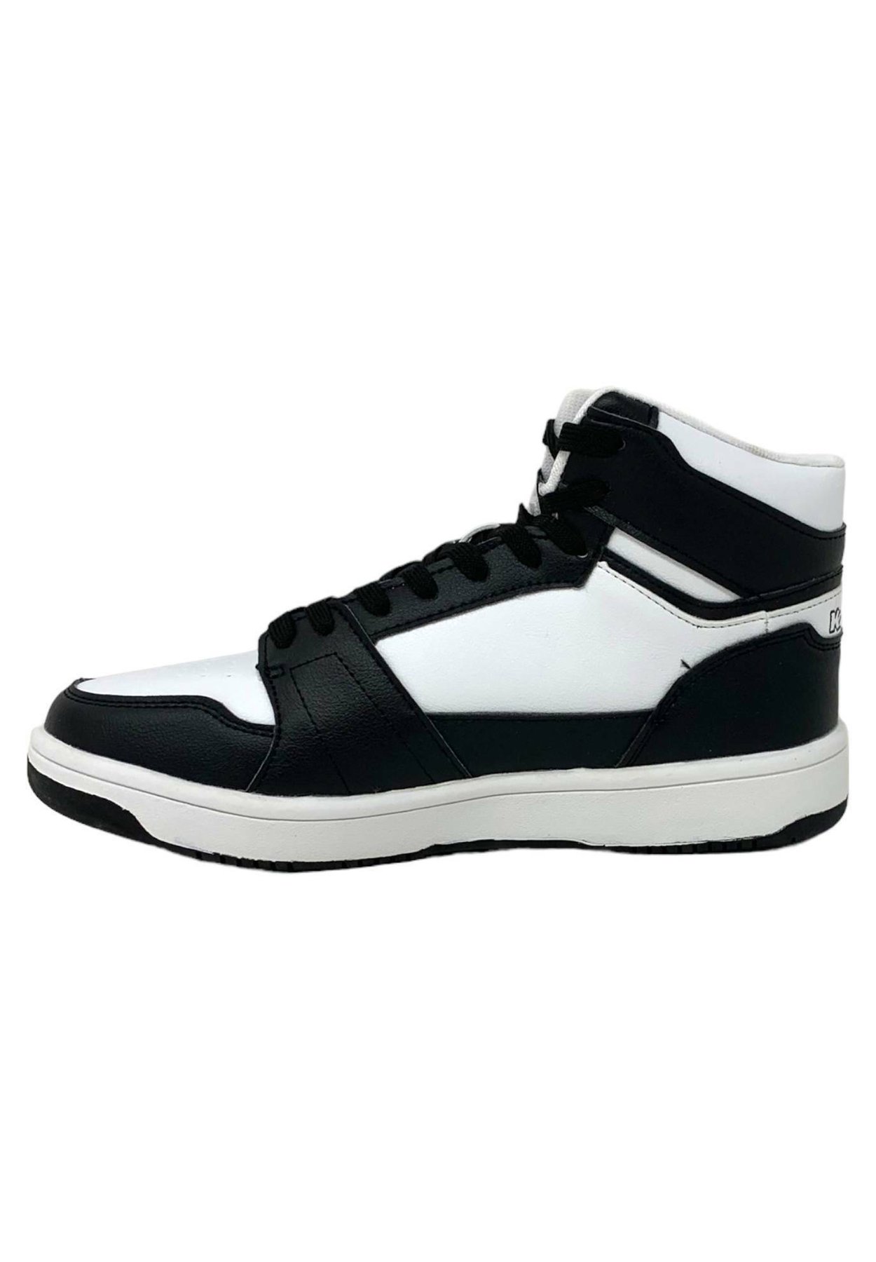 Sneaker high