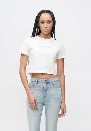 LOGO CROPPED TEE - Nyomott mintás póló - white greige
