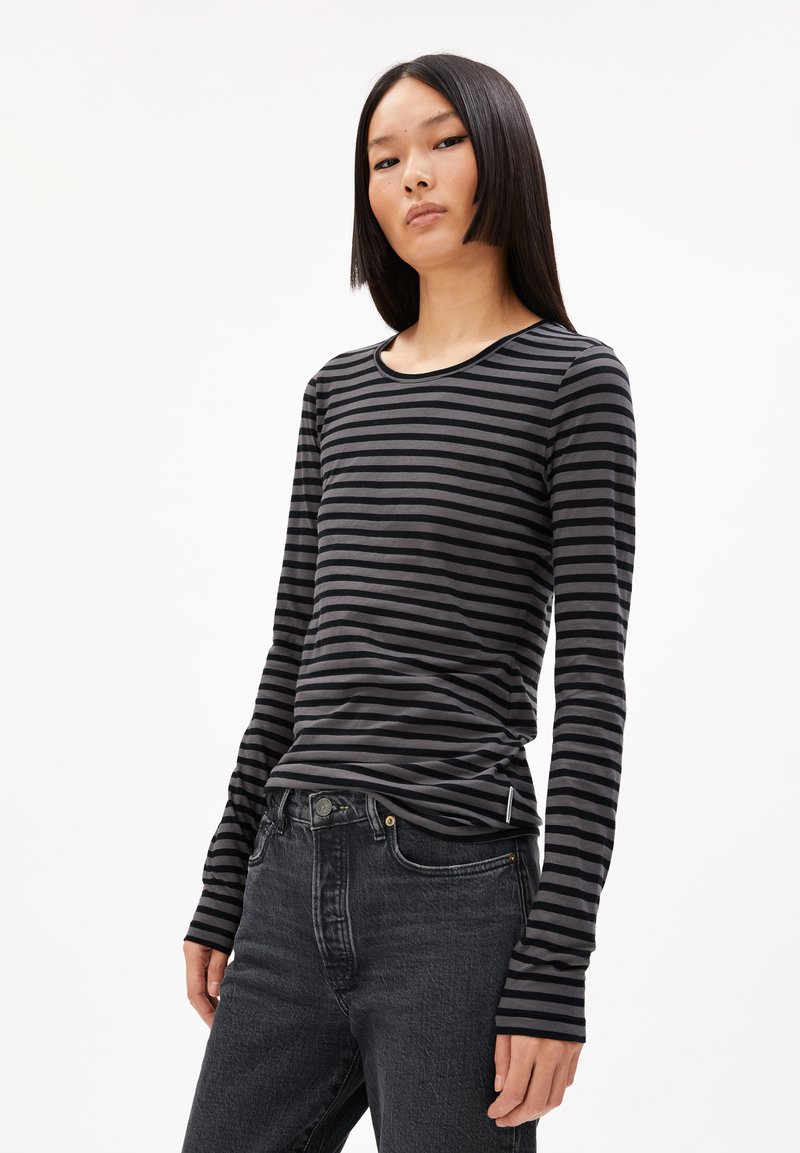 ARMEDANGELS ENRICCAA STRIPES - Langarmshirt - iron cast black
