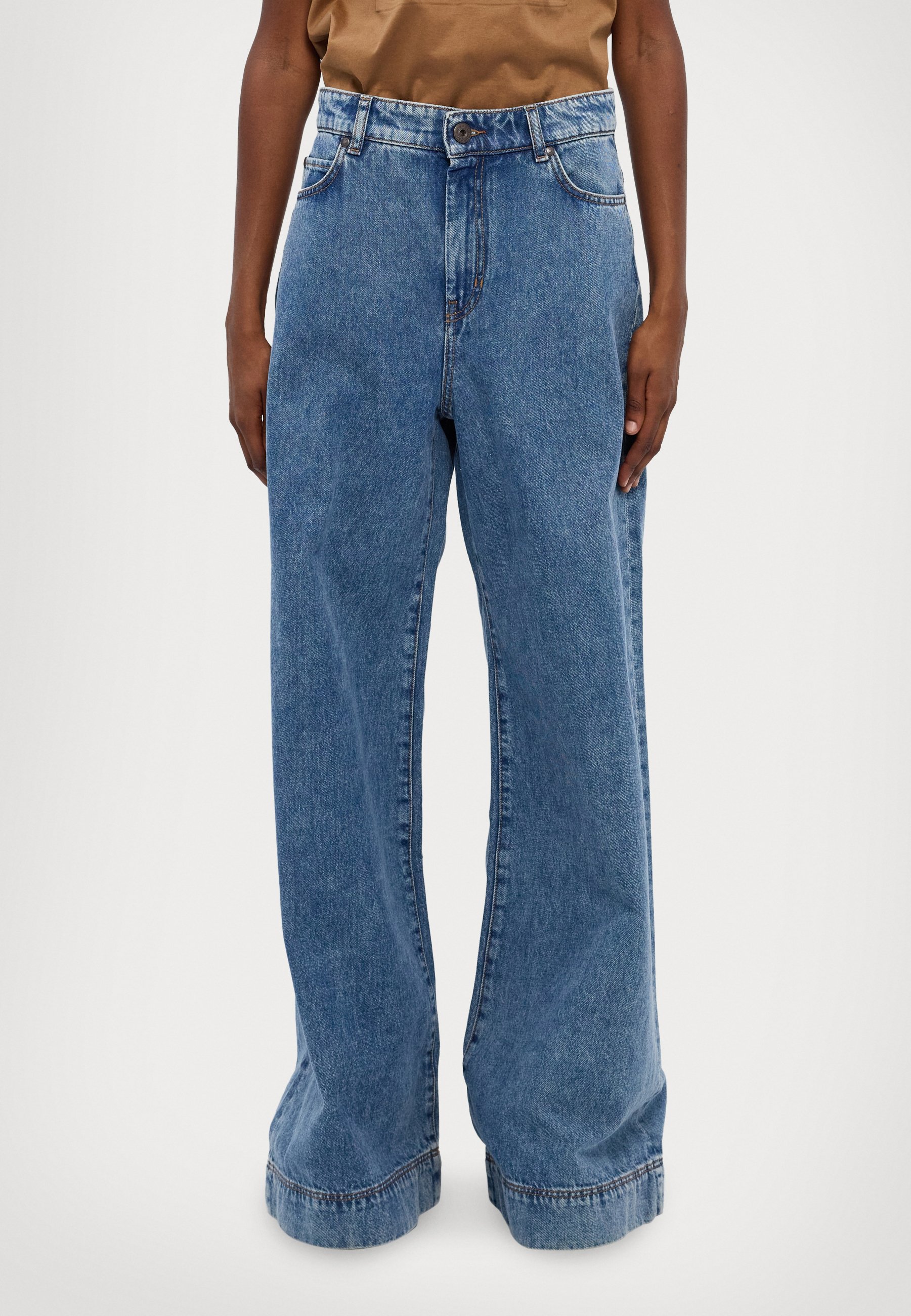 デニム・ジーパン Weekend Max Mara VEGA - Jeans wide leg in denim WEEKEND MaxMara VEGA - Wide leg/niebieski denim - Zalando.pl