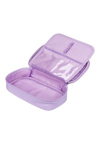 Fioletowy, prostokątny pojemnik na przechowywanie z suwakiem, wyposażony w przeźroczystą siateczkę i elastyczne taśmy wewnątrz. Miękki materiał i gładka tekstura.