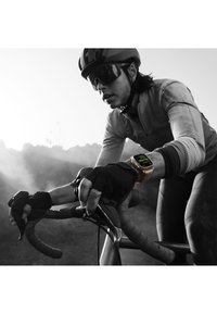 Apple APPLE WATCH ULTRA 2 GPS + CELLULAR 49MM SMALL - Smartwatch - titanium case/olive alpine loop