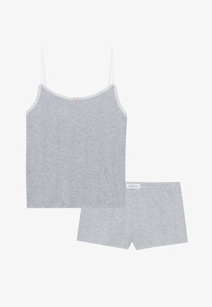 Grijze gebreide lingerieset met een cami-top met scalloped rand en verstelbare bandjes, gecombineerd met bijpassende shorts met een logo op de tailleband.