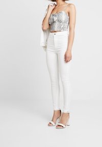 Even&Odd Vaqueros pitillo - white denim