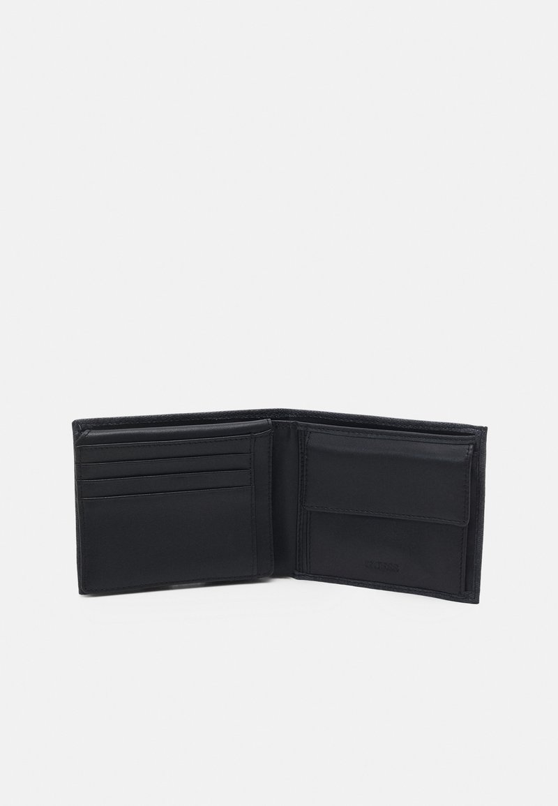 GUESS Vezzola Smart Bifold Wallet at  Men's Clothing store