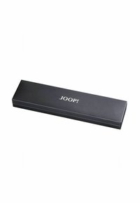 Scatola di cartone nera con una finitura testurizzata, caratterizzata dal logo del marchio "JOOP!" in argento, forma rettangolare, design elegante.