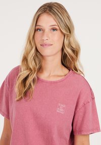 Protest PRTXUE - T-shirt print - deco pink
